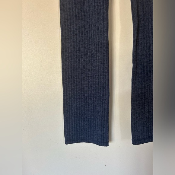 Athleta Elation Textured Straight Leg Pant Size Medium - Picture 6 of 9